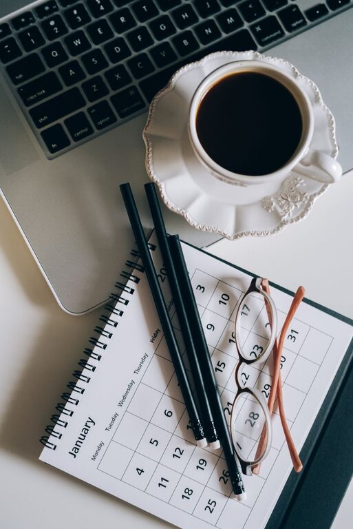 Simple Routines to Start and End Your Workday